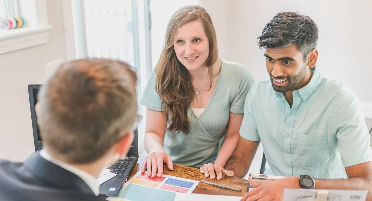 Assurance emprunteur c’est quoi : comprendre les garanties et maîtriser le coût du prêt immobilier