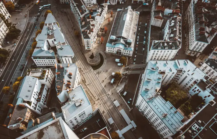 Vue aérienne des rues et des immeubles du centre de Nantes